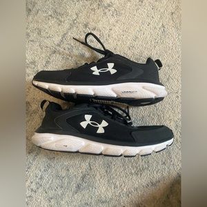 Women's Under Armour Charged Assert Running Shoe